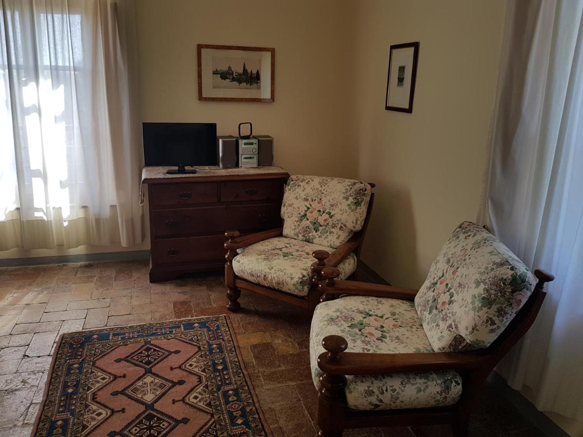 Agriturismo Casa Montecucco Giuncarico Exteriér fotografie
